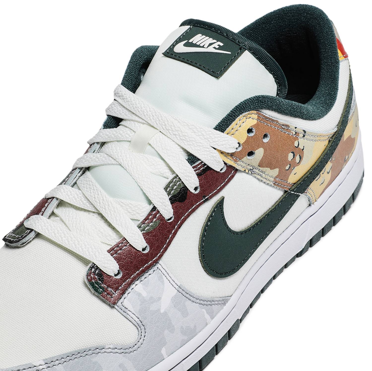 Dunk Low SE "Sail Multi-Camo"