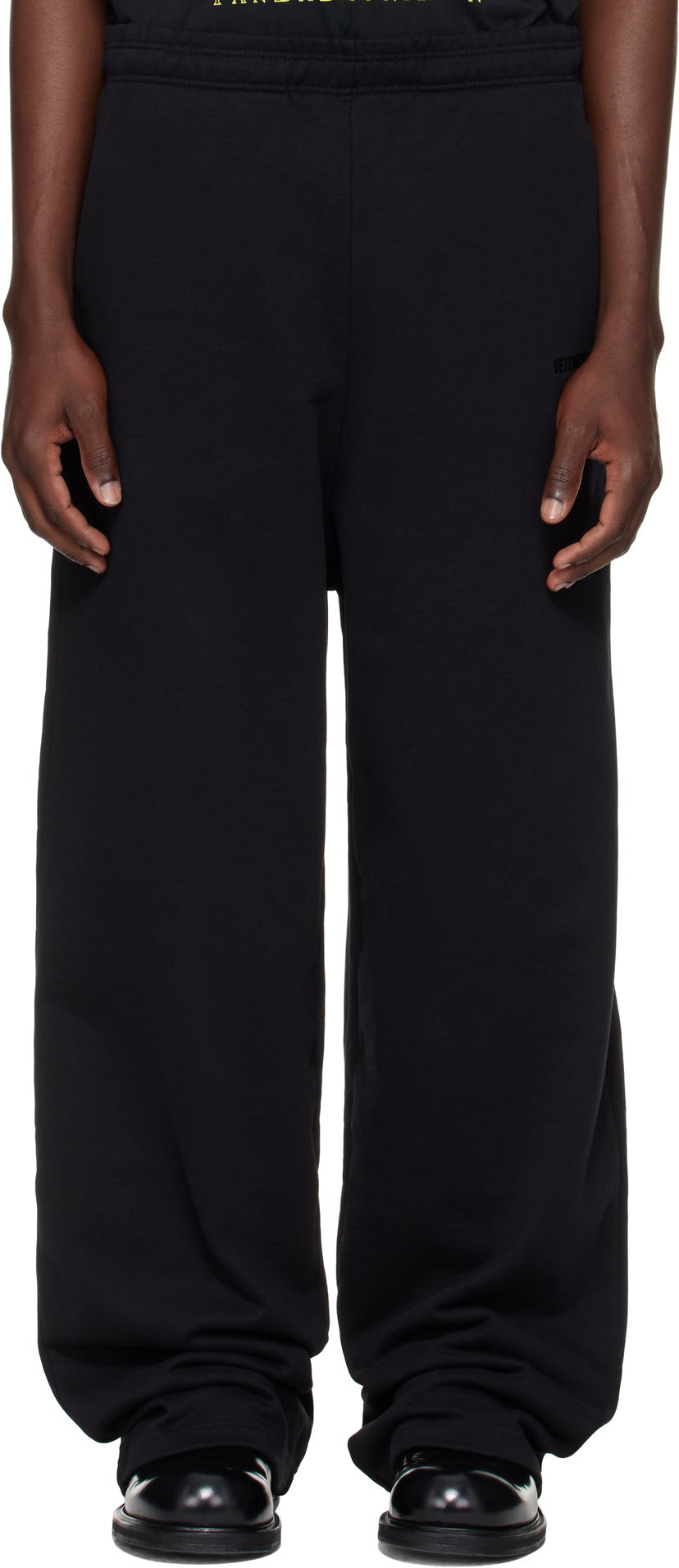 Tepláky VETEMENTS Vetements Logo Baggy Sweatpants Čierna | UH76SP200B