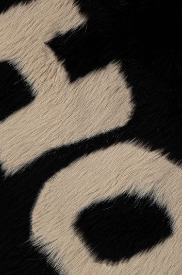 Šál 032C Faux Fur Scarf With Lettering Čierna | F24-UAW-3303-050, 3
