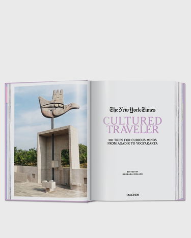Kniha a časopis TASCHEN New York Times Cultured Traveler Book Fialová | 978-3-8365-7173-9, 2