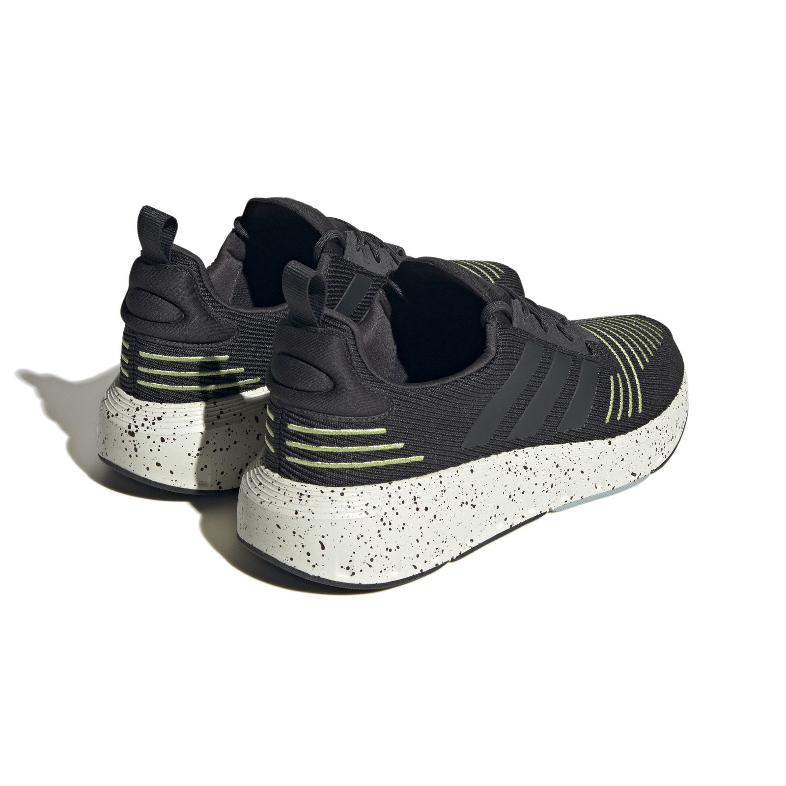 adidas SWIFT RUN 23 47 1/3