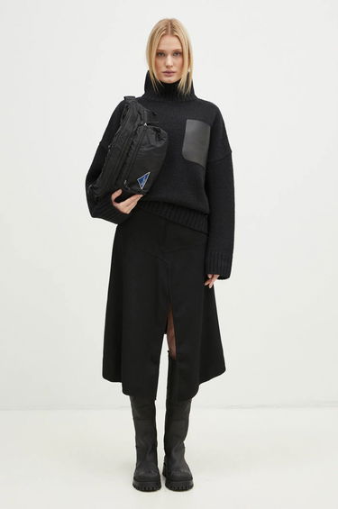Sveter JW Anderson JW Anderson Leather Patch Pocket Turtleneck Jumper Čierna | KW1292.YN0367.999, 4