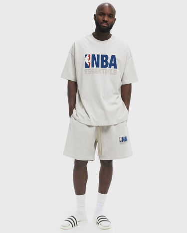 Tričko Fear of God Fear of God Essentials NBA Short Sleeve T-Shirt Size XL Šedá | 125AL244000F, 1