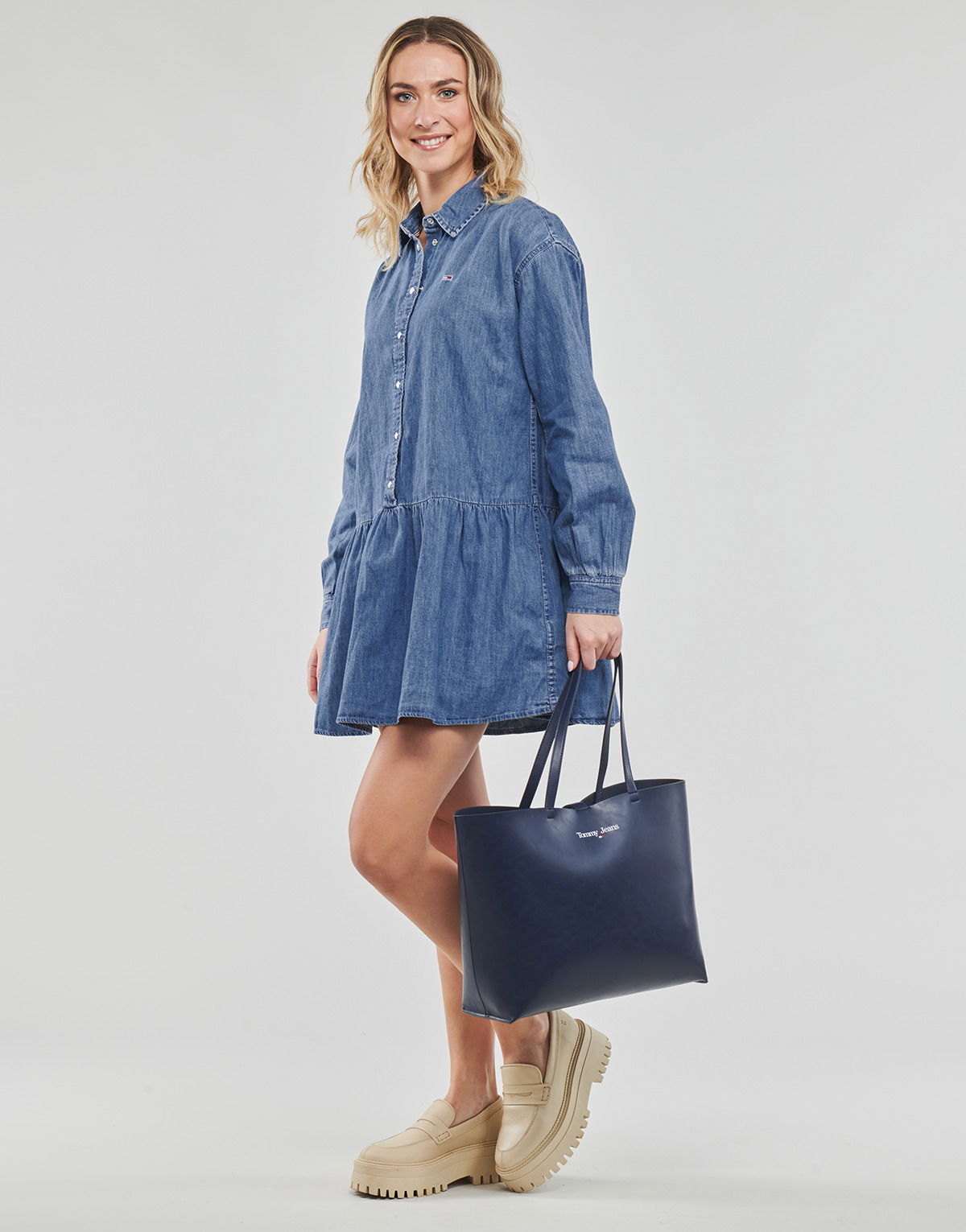 Dress Tommy Jeans TJW CHAMBRAY SHIRT DRESS