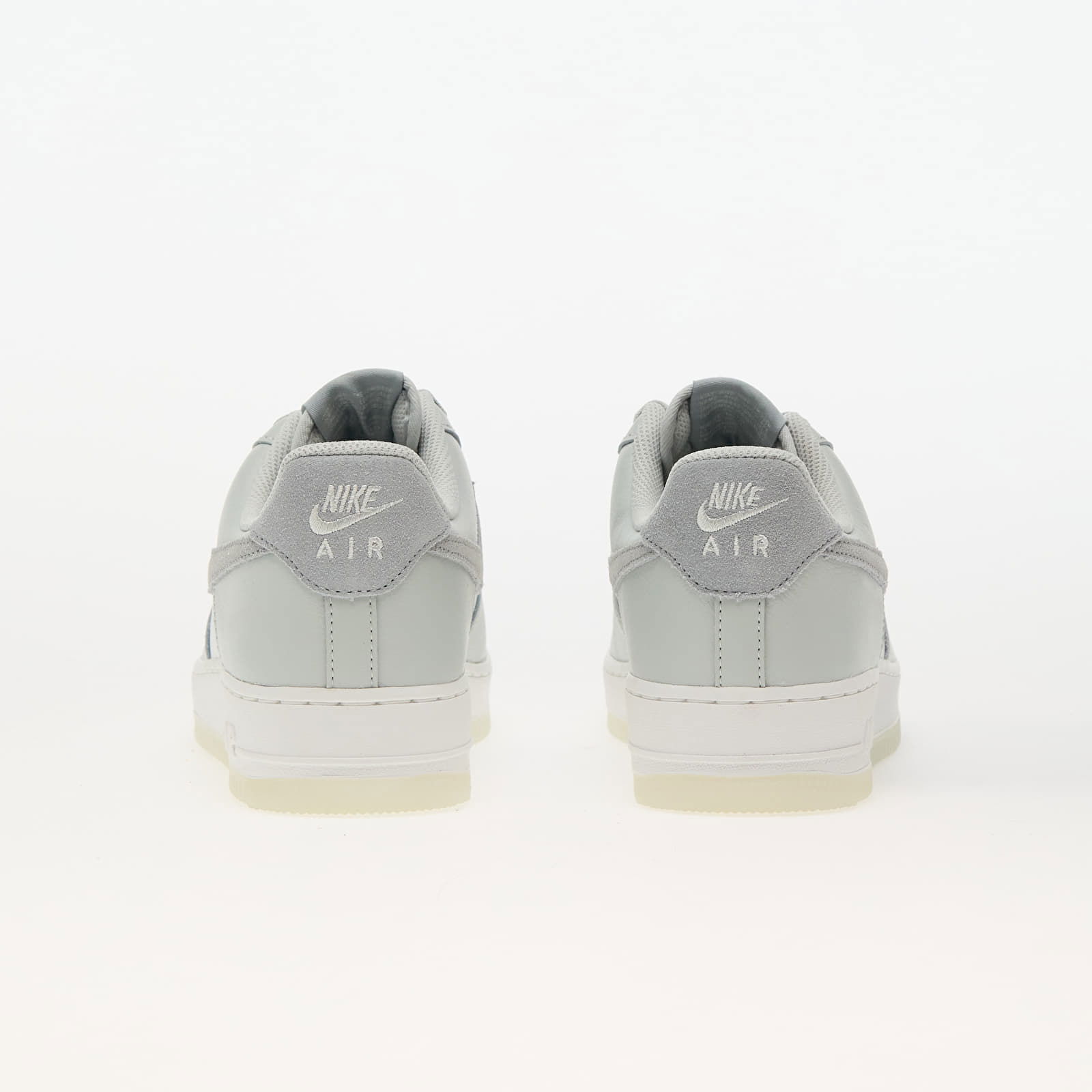 Air Force 1 '07 Light Silver Pumice