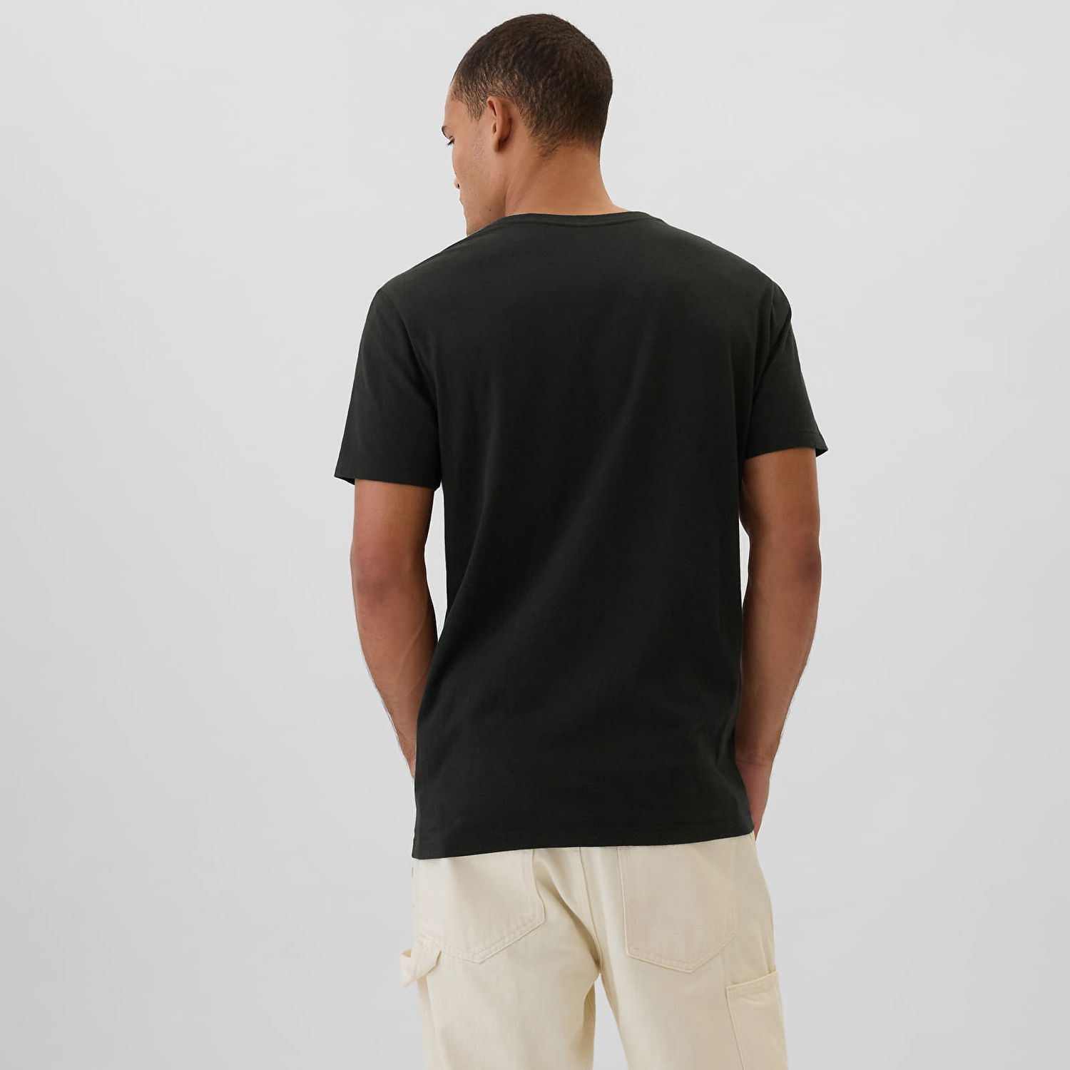 Tričko GAP T-shirt Micro Logo Vneck Tee True Black S Čierna | 502020-03, 1