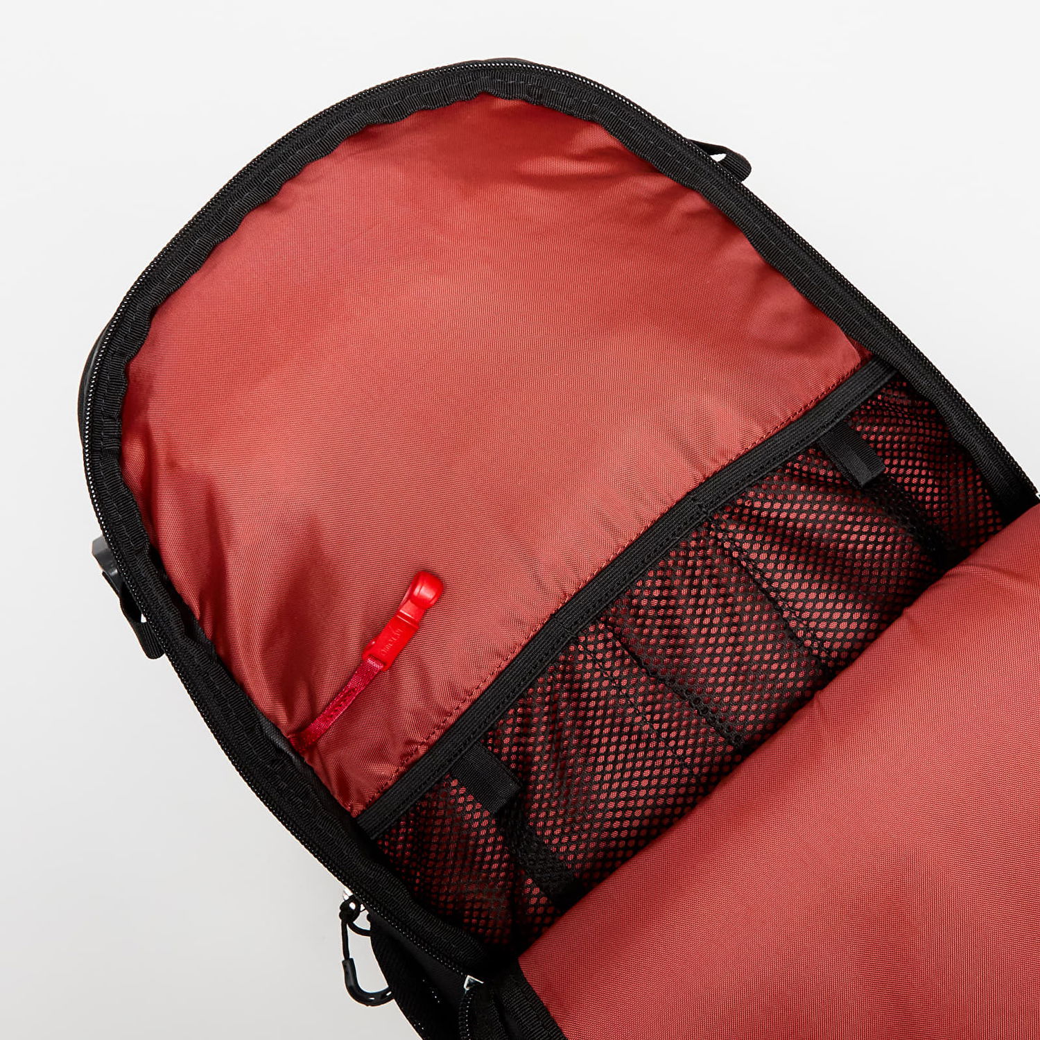 Batoh Osprey Escapist 25 II Backpack S/M Čierna | 10030932OSP, 1