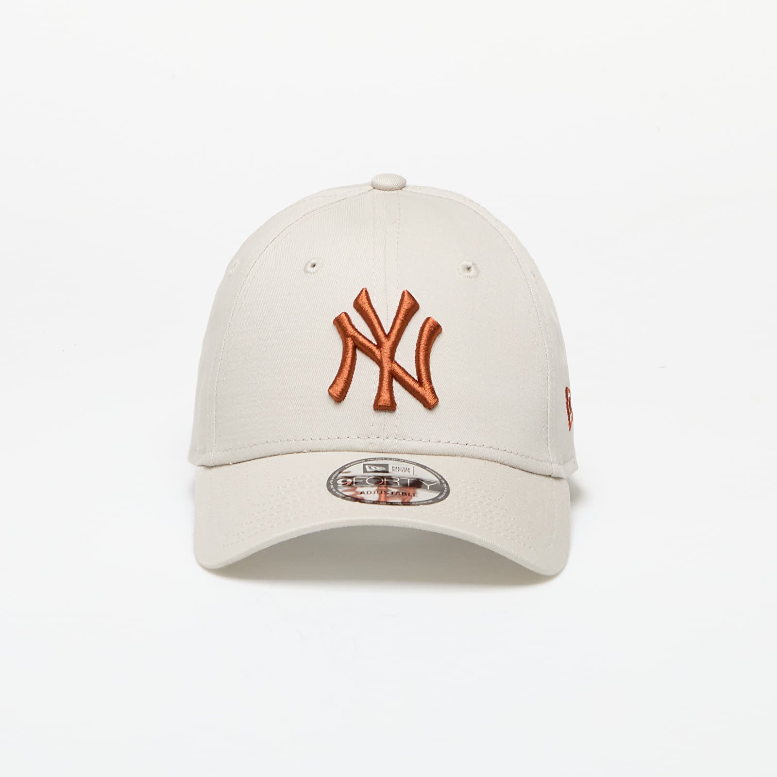New York Yankees League Essential 9FORTY Adjustable Cap