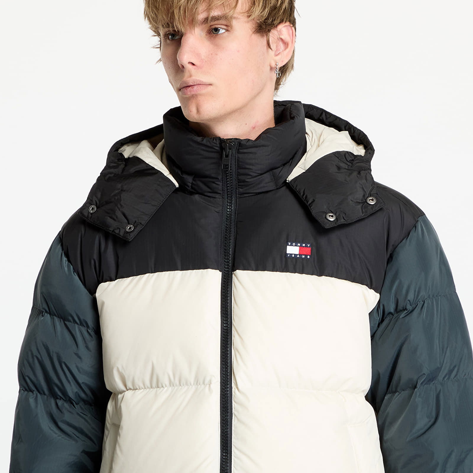 Alaska Colorblock Puffer Jacket Beige