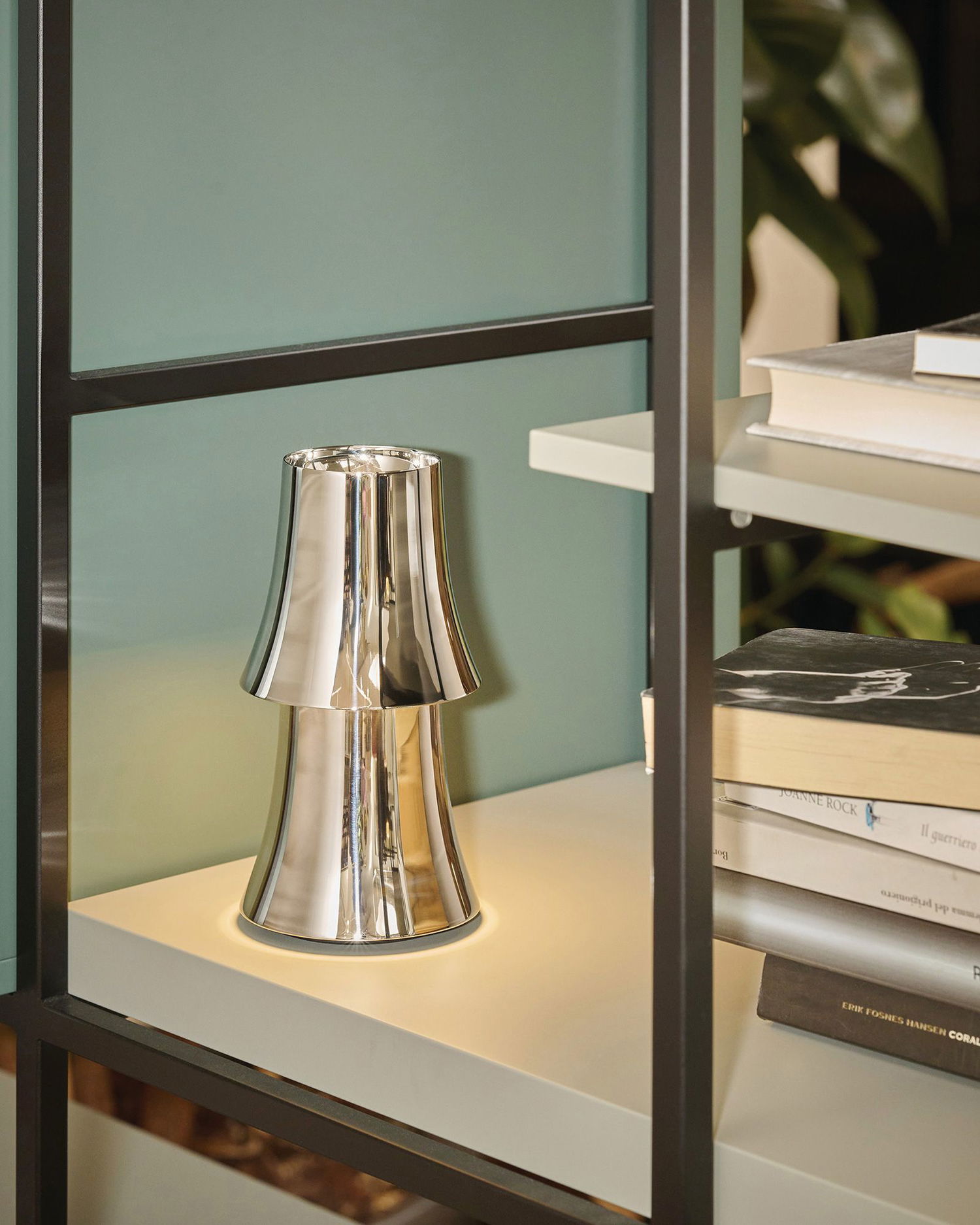 Home decor Alessi Halesia Table Lamp with USB-C Plug Metalická | MA03, 1
