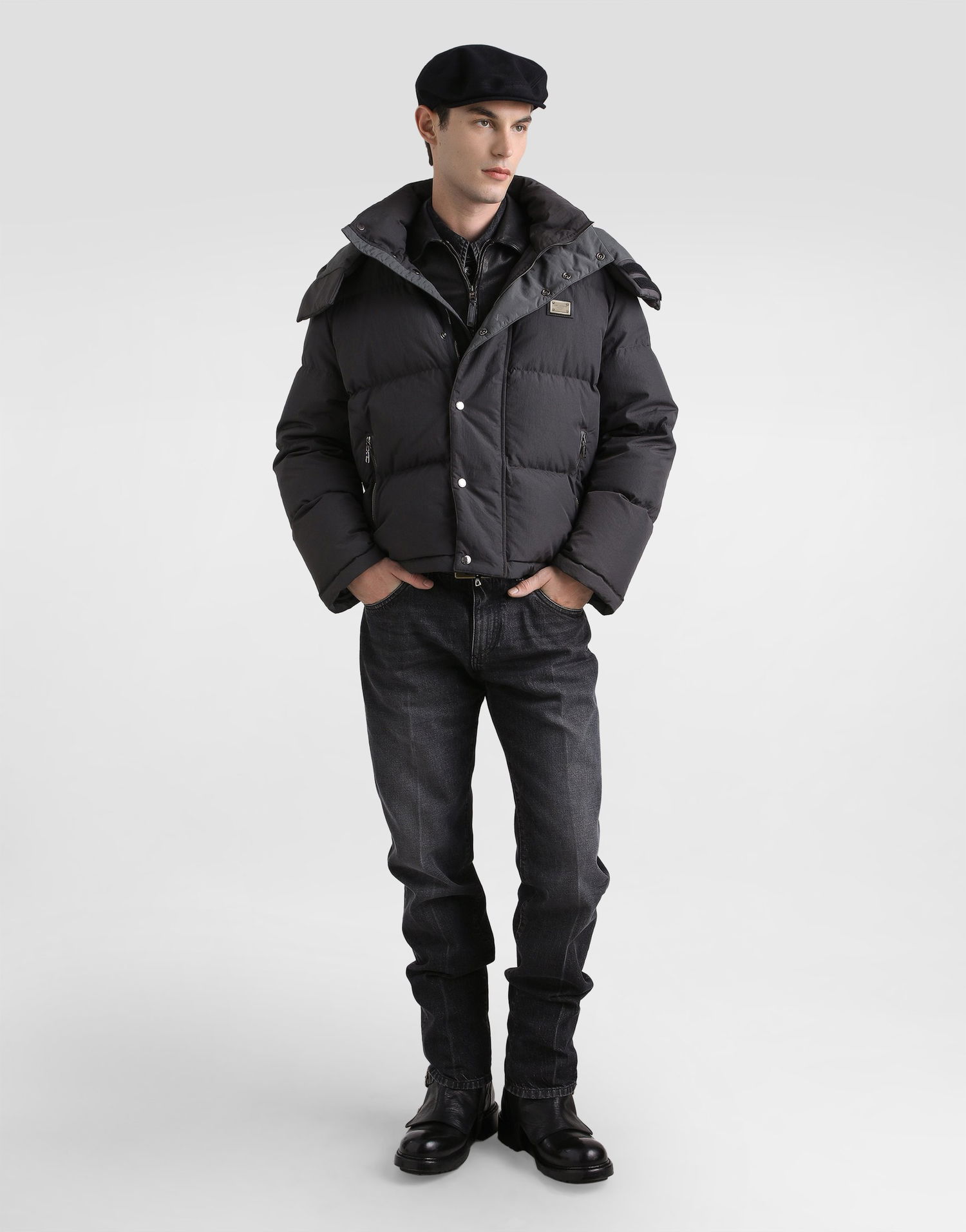 Prešívaná bunda Dolce & Gabbana Dolce & Gabbana Padded Quilted Hooded Puffer Jacket Čierna | G9BRFTFUS28N0636, 1
