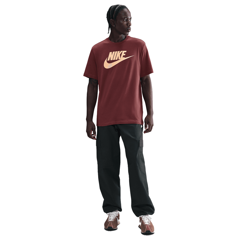 Tričko Nike NSW Icon Futura Graphic T-Shirt Vínová | AR5004-619