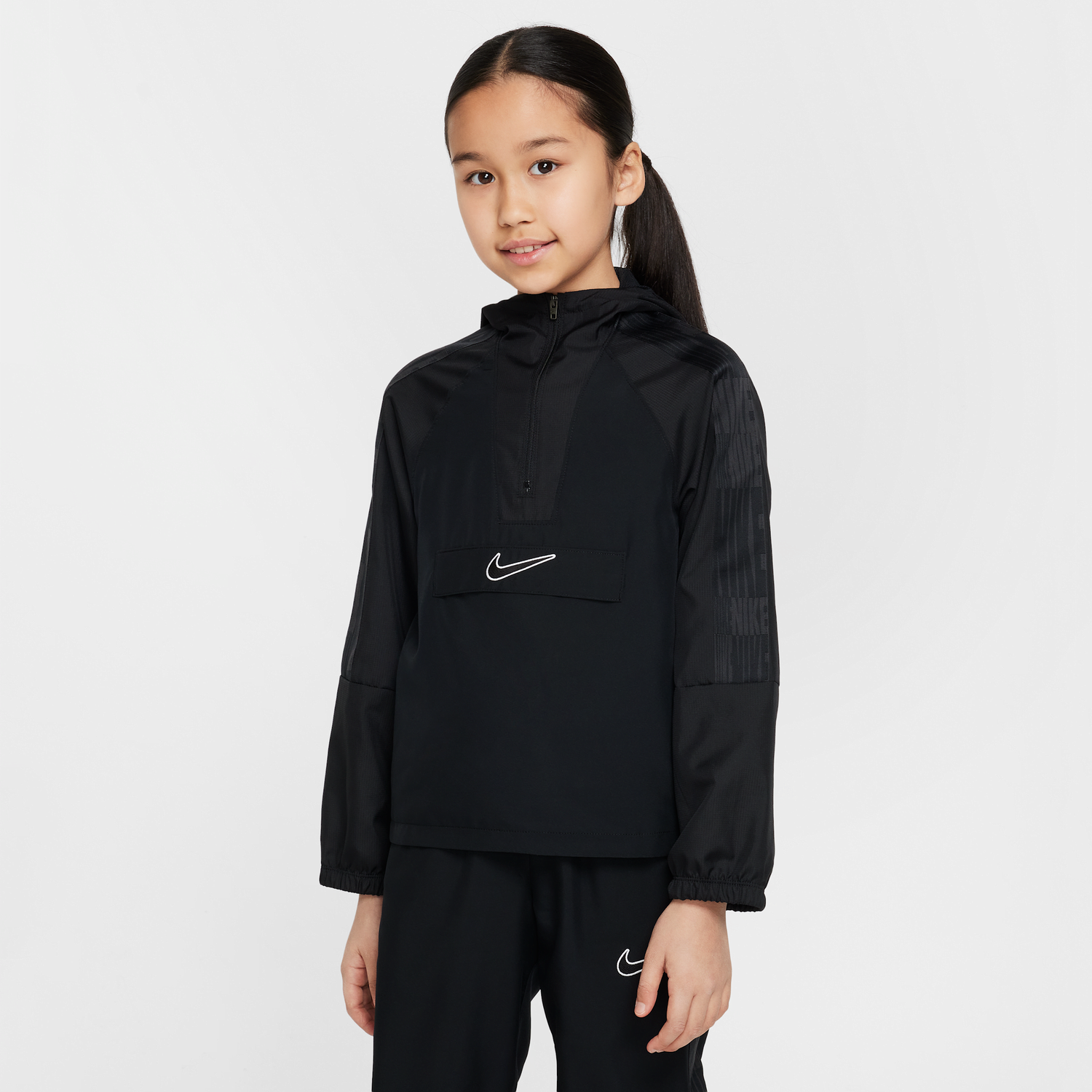 Vetrovka Nike Academy Hooded Half-Zip Jacket Čierna | HJ3826-010, 1