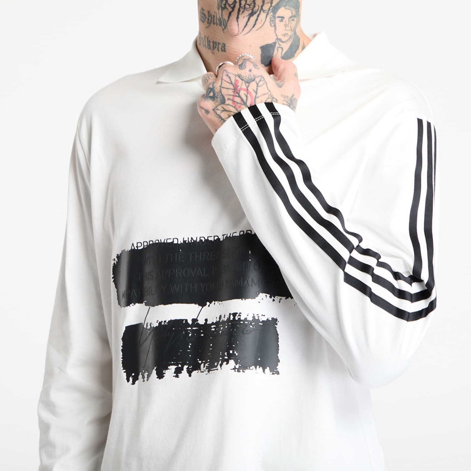 Graphic Logo Long Sleeve Top