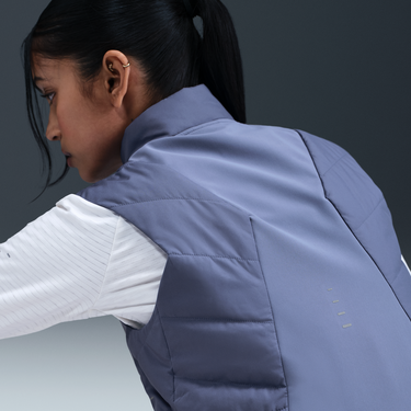 Vesta Nike Swift Quilted Full-Zip Running Vest Modrá | hv2655-499, 4