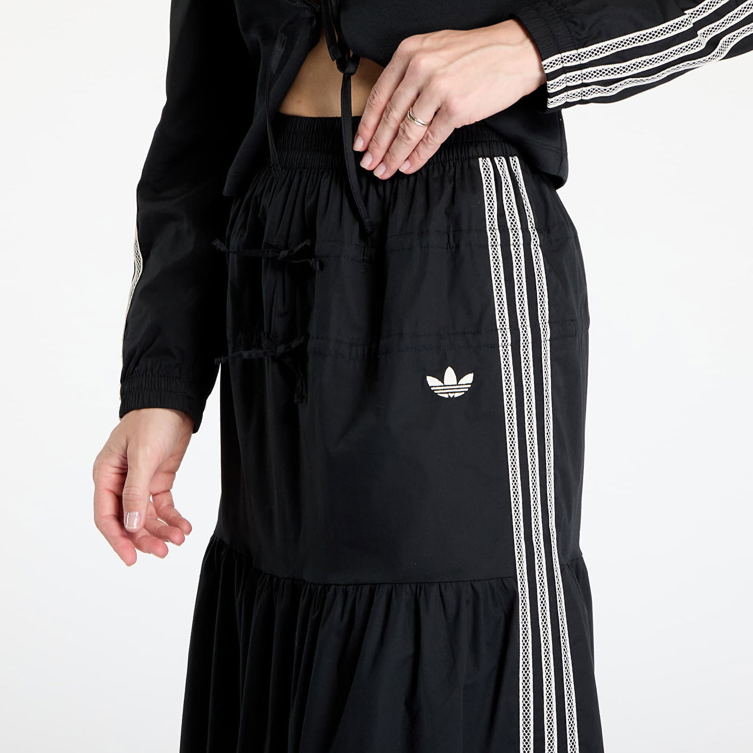Sukňa adidas Originals adidas Originals Summer Glow Tiered Maxi Skirt Čierna | KC0767, 1