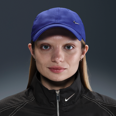 Šiltovka Nike Dri-FIT Club Unstructured Cap with Metal Swoosh Logo Modrá | FB5372-539, 4