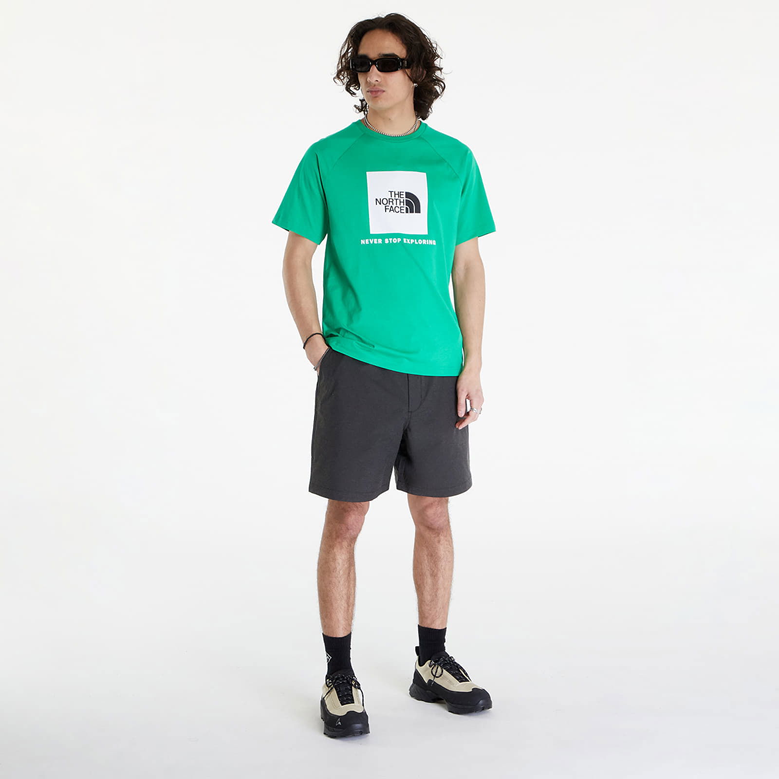 S/S Raglan Redbox Tee Optic Emerald