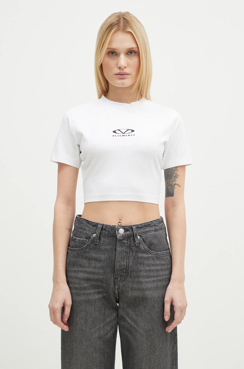 Crop Top VETEMENTS VETEMENTS Oval Logo Cropped Fitted T-Shirt Biela | WA66TR700W, 0