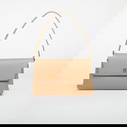 Th Modern Ess Safari Shoulder Bag