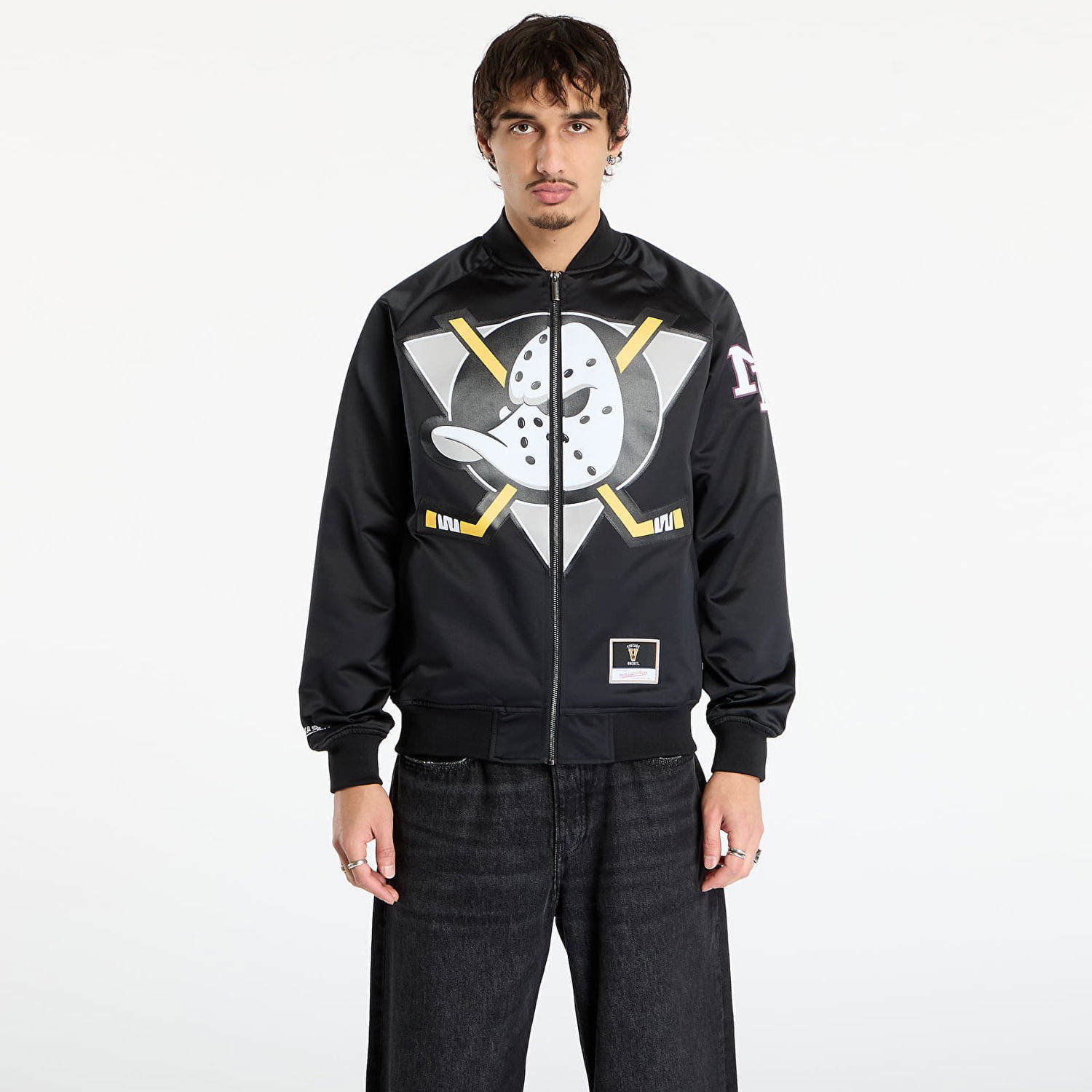 Bomber bunda Mitchell & Ness NHL Maxxed Out Satin Jacket Ducks 1992 Teemu Selanne Čierna | JK11279-ADUBLCK, 0