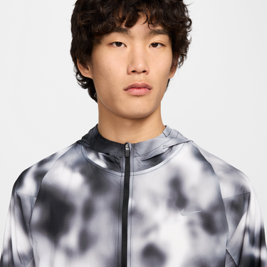 Vetrovka Nike Running Division UV Protection Jacket Šedá | HJ4142-010, 3