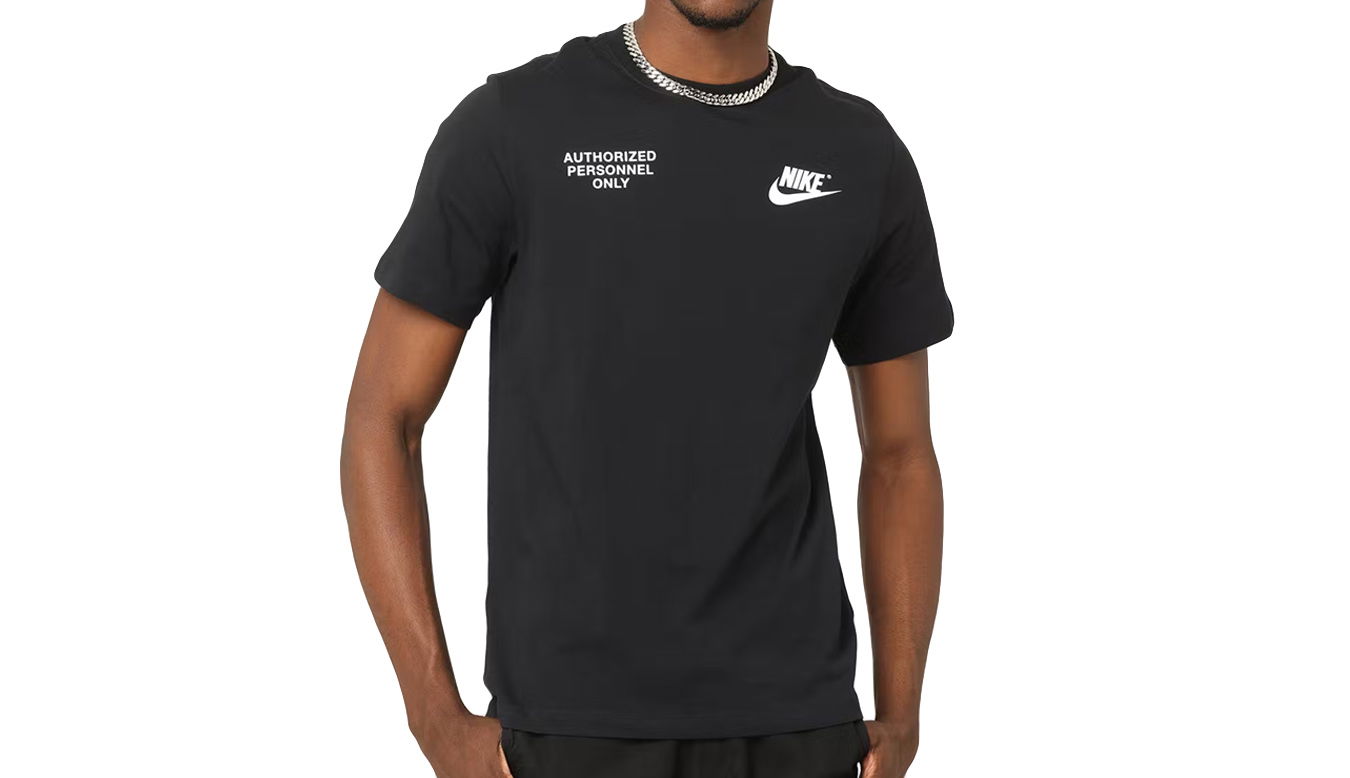 Tričko Nike Sportswear Tech Authorized Personnel T-Shirt Čierna | DO8323-010, 1