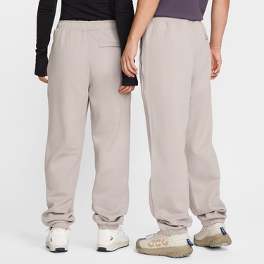 Tepláky Nike ACG Nike ACG Lungs Therma-FIT Repel Tuff Fleece Pants Béžová | FV8650-009, 1