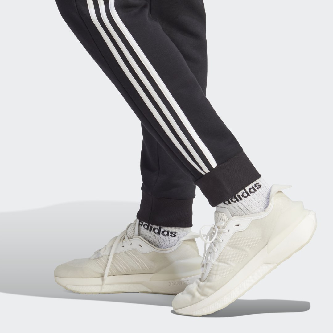 Essentials Fleece 3-Stripes Tapered Cuff Pants