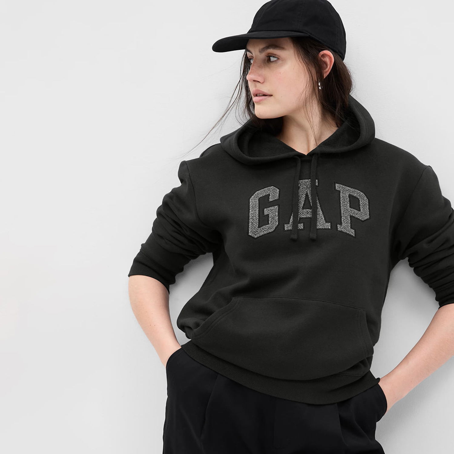 Mikina GAP Pullover Logo Hoodie Moonless Night Glitt Čierna | 796099-01, 0