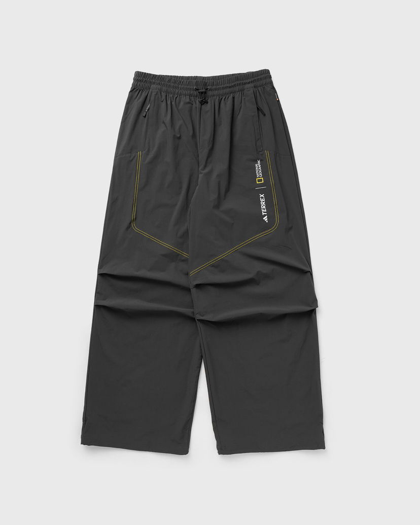 Nohavice adidas Originals National Geographic A.R. Woven Pants Čierna | KC2339
