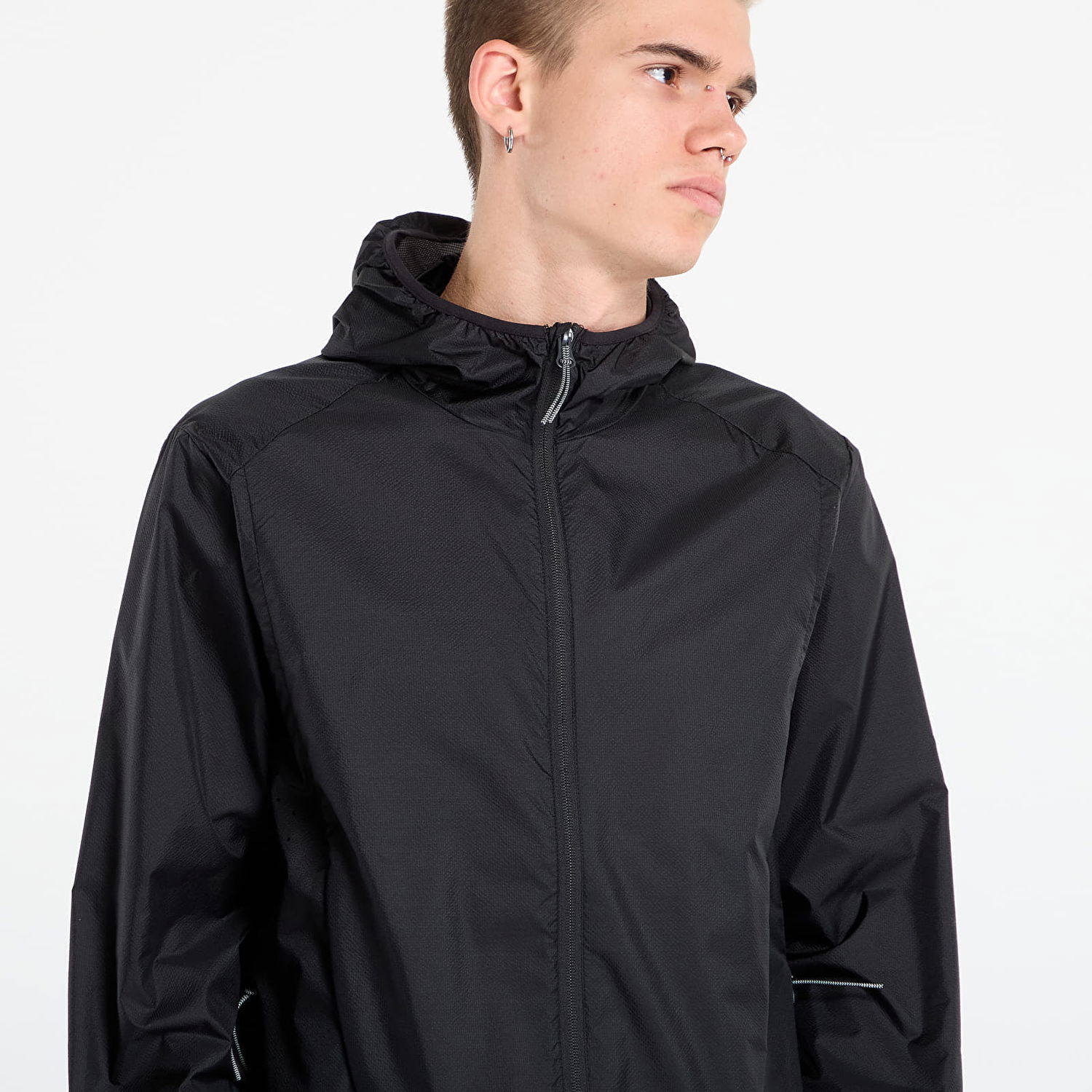 Vetrovka ROA ROA Hue Packable Wind Jacket Čierna | RBMW0538FA355 BLK0001, 1