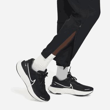 Tepláky Nike Dri-FIT Challenger Training Pants Čierna | dd4894-010, 2
