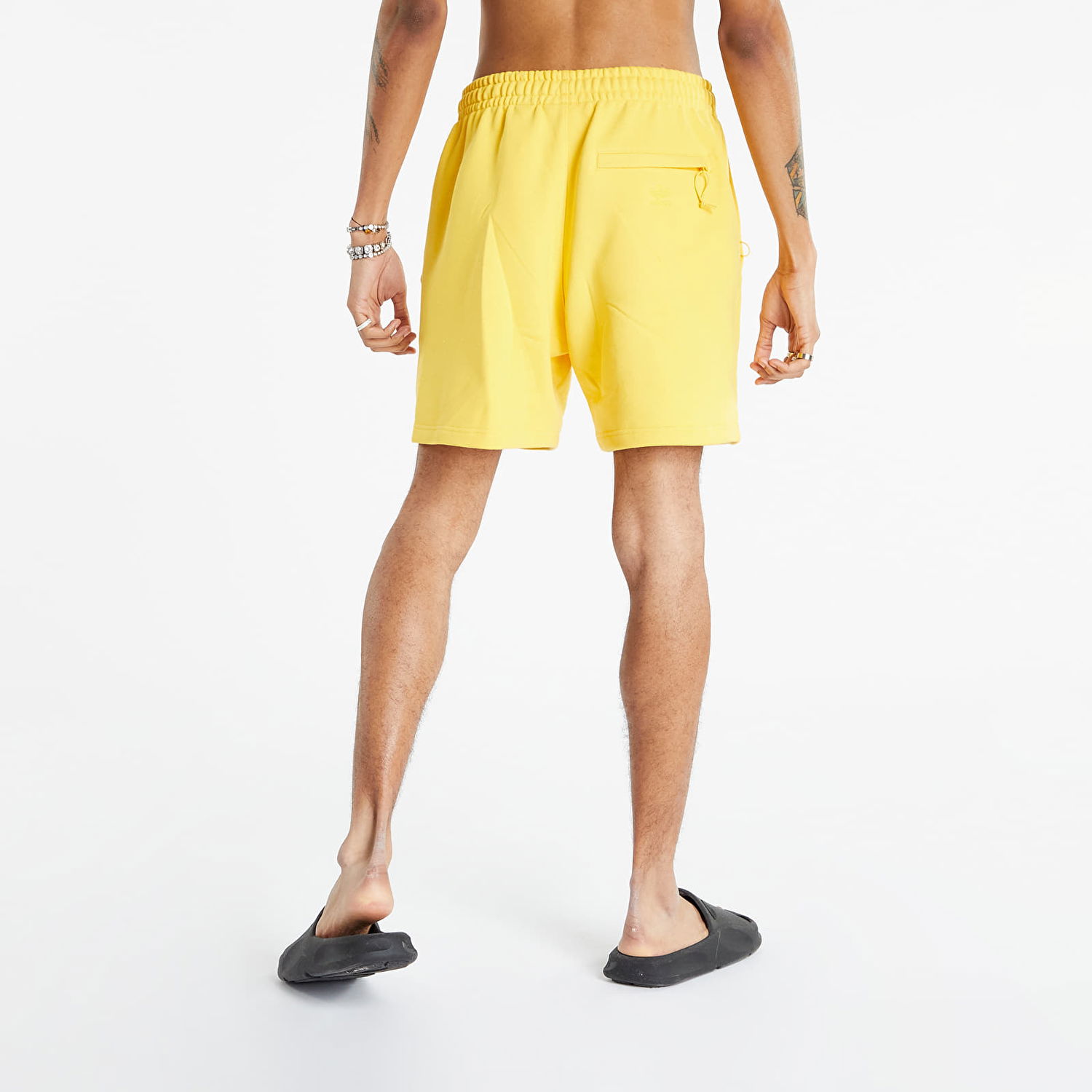 Šortky adidas Originals Pharrell Williams x Basics Shorts Žltá | HJ7064, 1