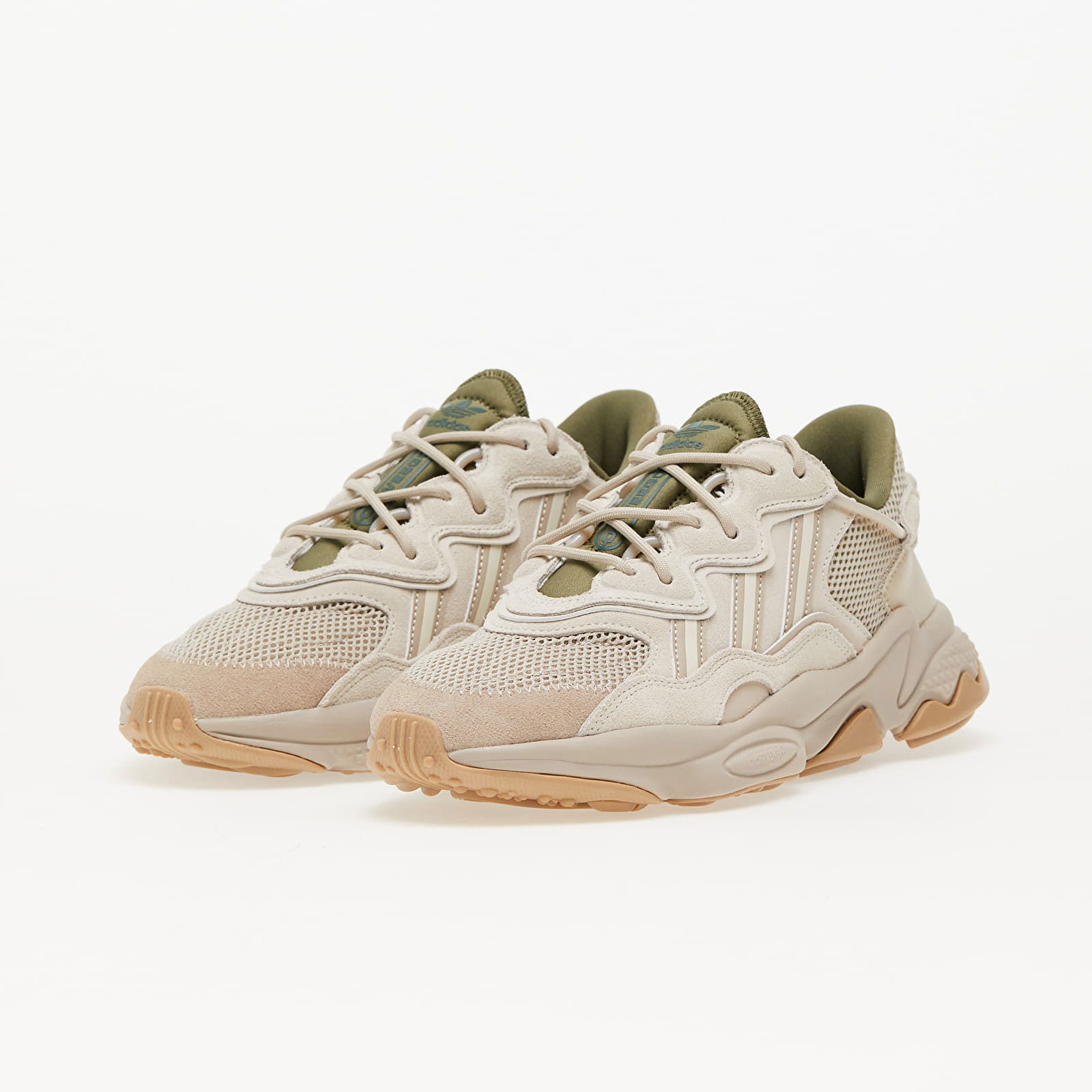 Men's low-top sneakers adidas Ozweego Beige