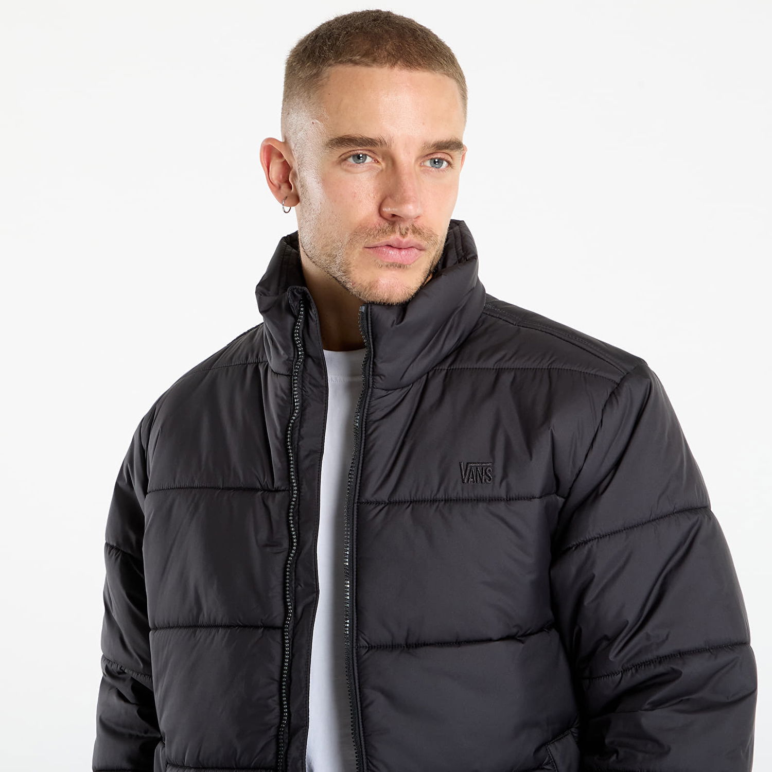 Prešívaná bunda Vans Vans Hillgate Puffer Jacket Čierna | VN000PJ9BLK1, 1
