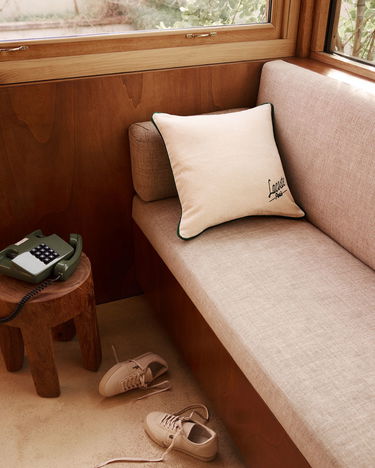 Home decor Lacoste Lacoste Velvet Cushion Biela | 1059170, 1
