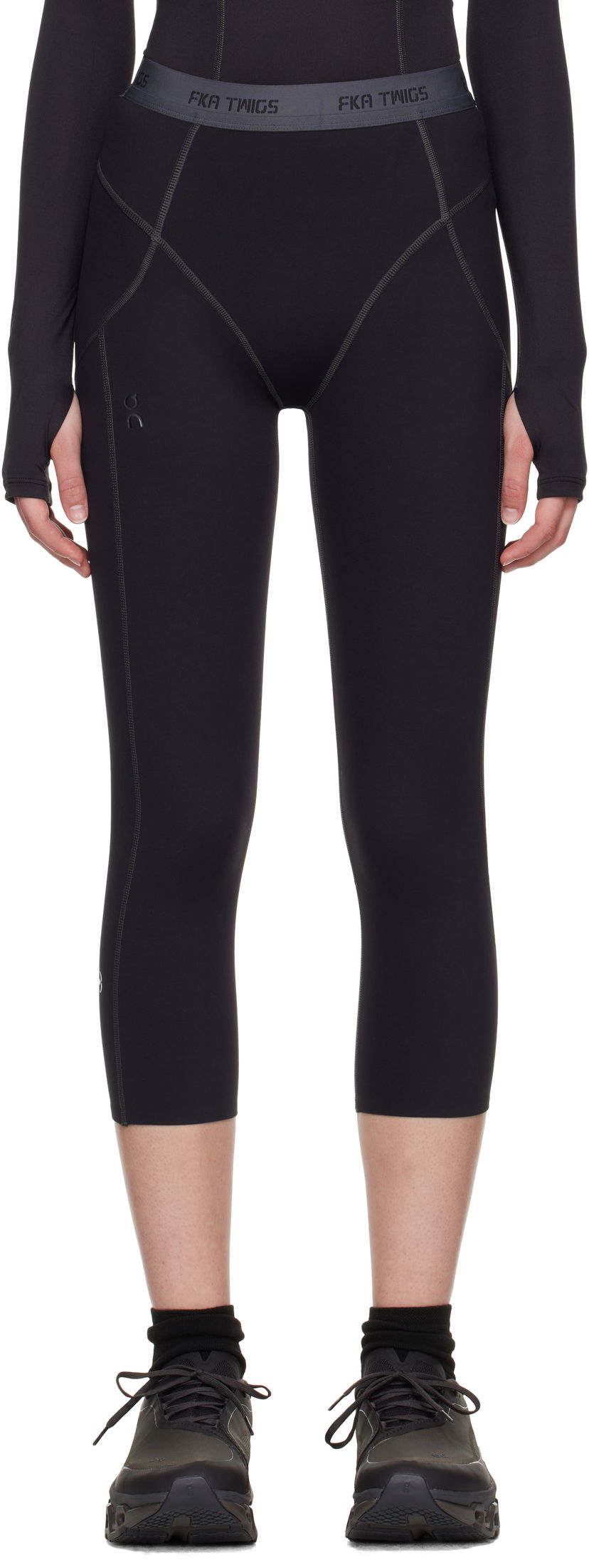 Legíny On Running FKA twigs Edition Studio Sport Cropped Leggings Čierna | 1WF11690553