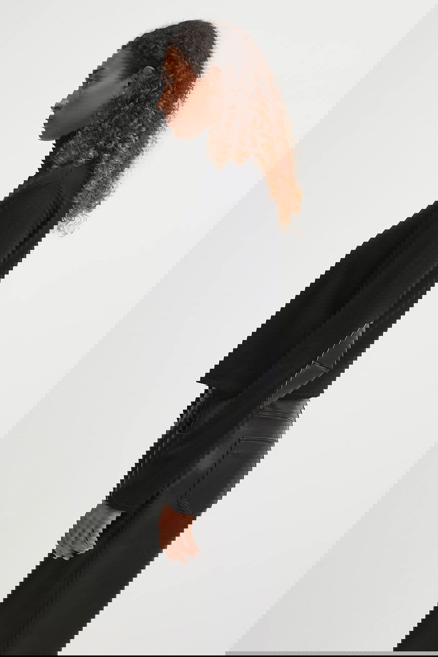 Sveter Maison Margiela MM6 Maison Margiela Wool Turtleneck Sweater Čierna | S52HA0296.M13133.900, 1