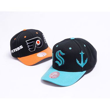 Šiltovka Mitchell & Ness Overbite Pro Snapback Seattle Kraken Black Tyrkysová | HHSS7311-SKRYYPPPBLCK, 3
