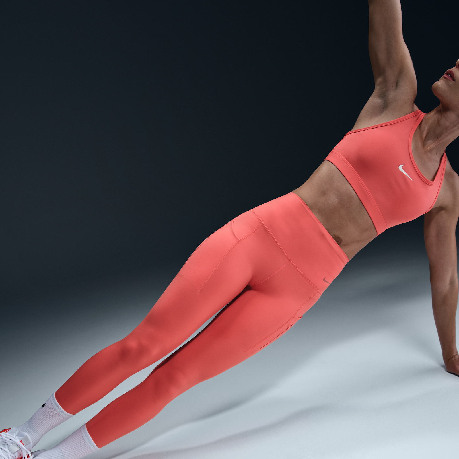 Nike Go High-Waisted Full-Length Pocket Leggings