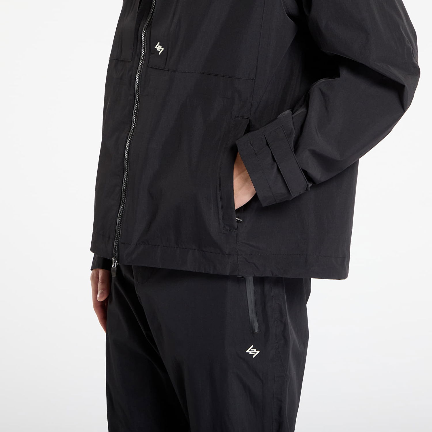 Vetrovka Represent Clo 247 Taped Hooded Jacket Čierna | 247M100008-01, 1