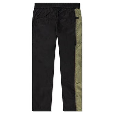 Tepláky Pleasures Reality Nylon Pant Čierna | P21SU011-BLACK, 2