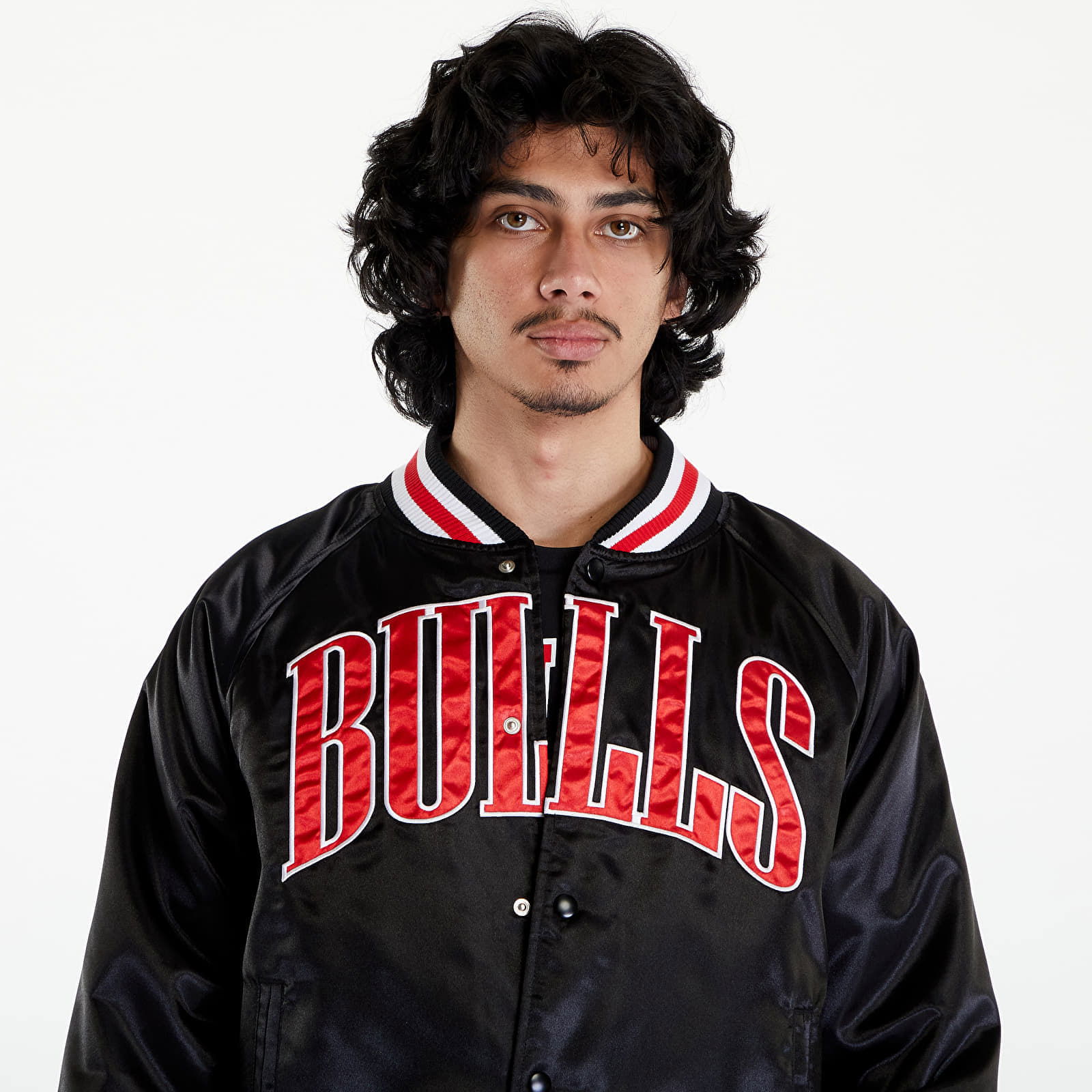 Chicago Bulls NBA Applique Satin Bomber Jacket UNISEX Black/ Front Door Red