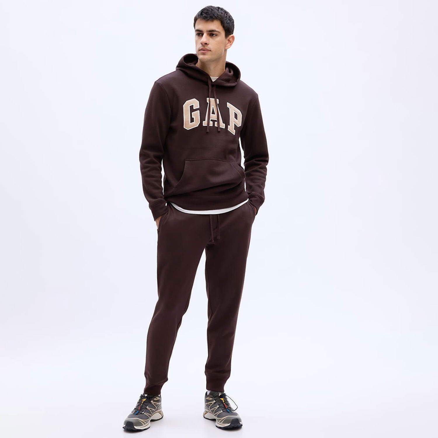 Nohavice a džínsy GAP Logo Jogger Turkish Coffee XS Čierna | 804257-08, 0