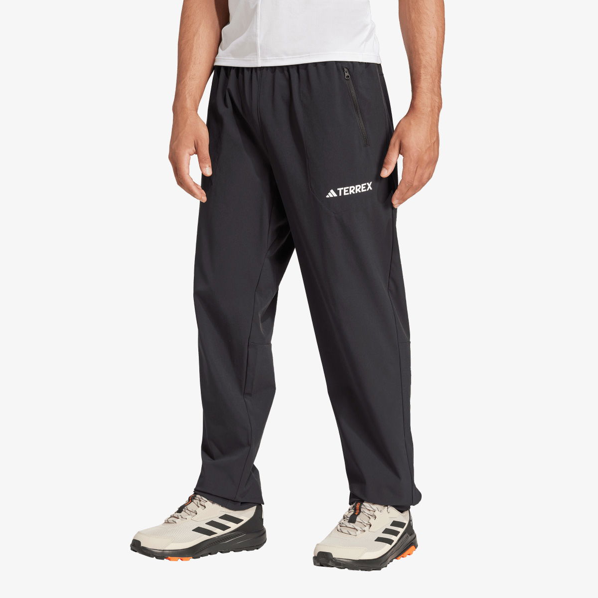 Nohavice adidas Performance Multi Essentials Stretch Pants Čierna | JP0811, 1