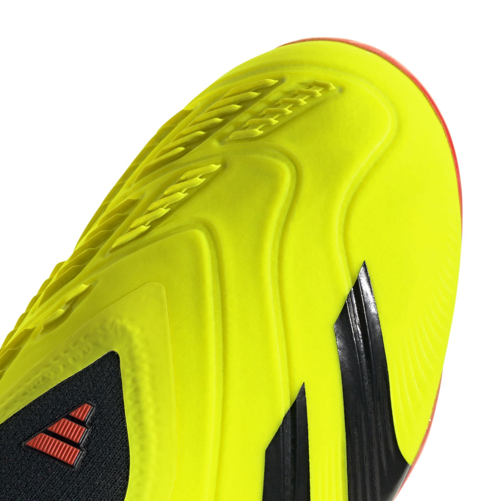 Predator 24+ Laceless FG Team