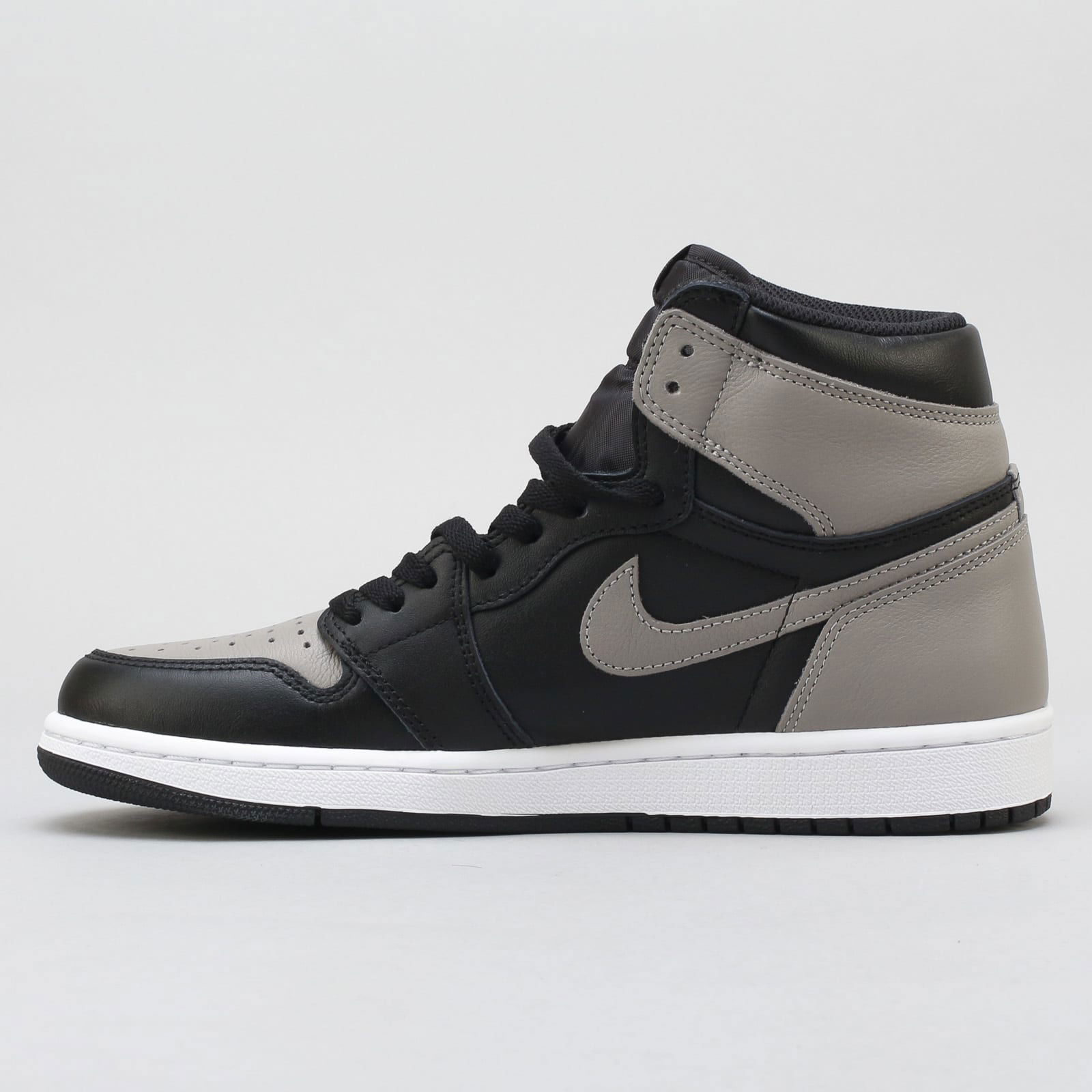 Air Jordan 1 Retro High OG "Shadow"