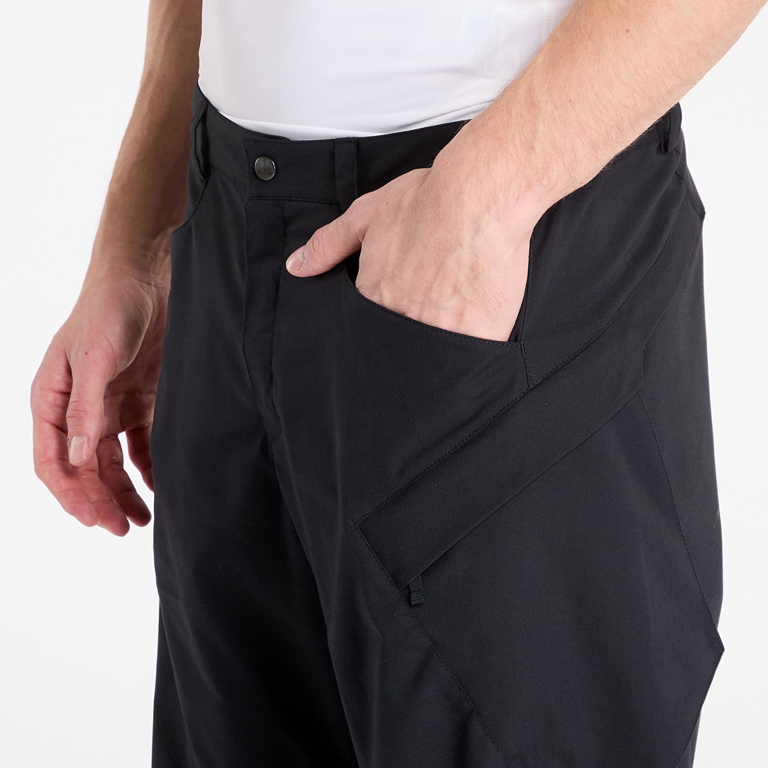 Cargo nohavice Tilak Quest Pants Čierna | 10101806, 1