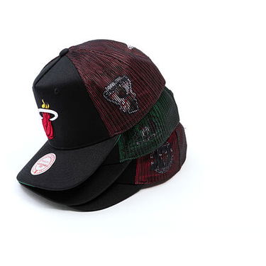 Šiltovka Mitchell & Ness Mitchell & Ness NBA Tremor Trucker Snapback Hat Miami Heat Čierna | HT11505-MHEBLCK, 7